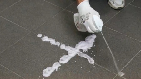 Средства по уходу за плиткой